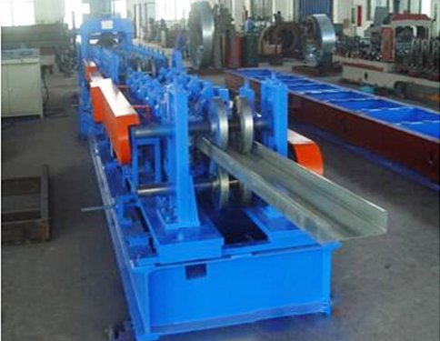 无极变速C型钢机